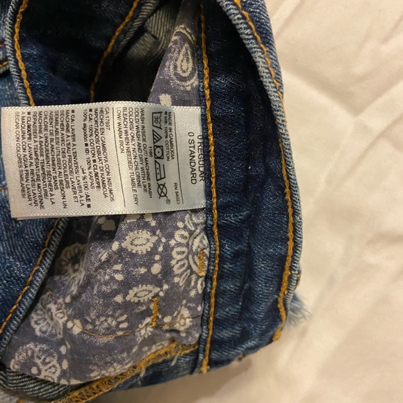 Old Navy boyfriend shorts - Picture 2 of 3